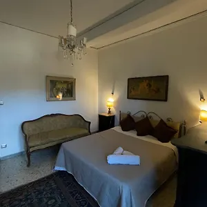 Maria , Napoli Italia